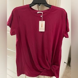 Maroon T-shirt with twist at bottom